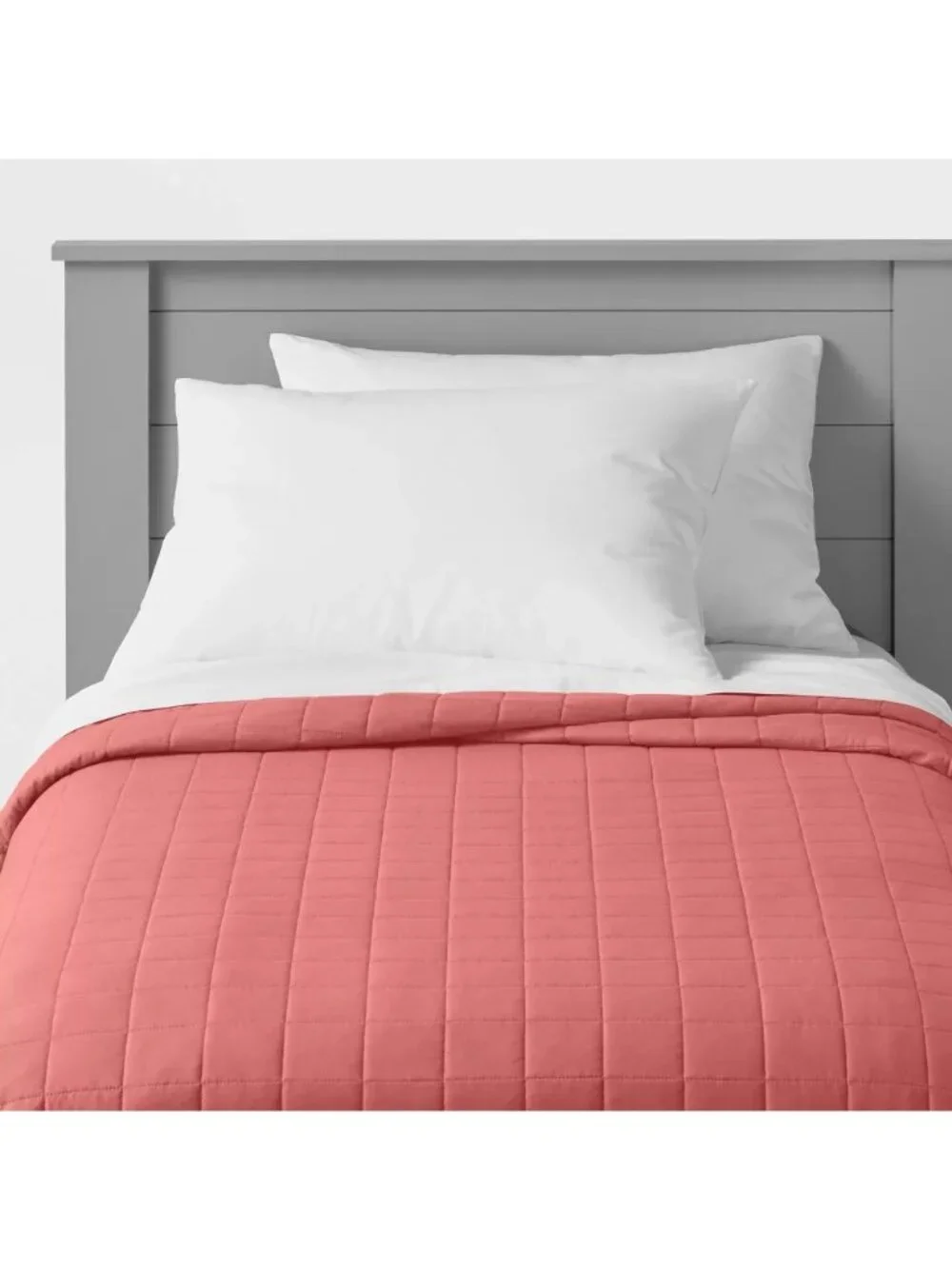 Pillowfort Queen Size Box Stitch Microfiber Faded Rose Pink Quilt 88